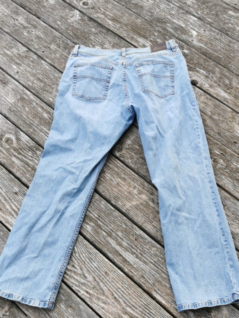 L.L. Bean Classic Womens Medium Wash Classic Fit Jeans  Size 14